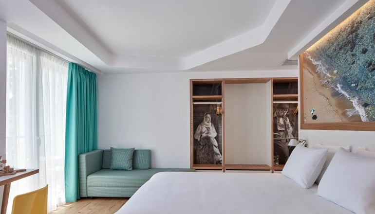 4* Olive Green Hotel